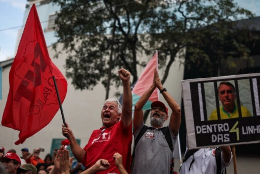 Pouca Adesão: Ato Contra Anistia Reúne Número Modesto de Manifestantes